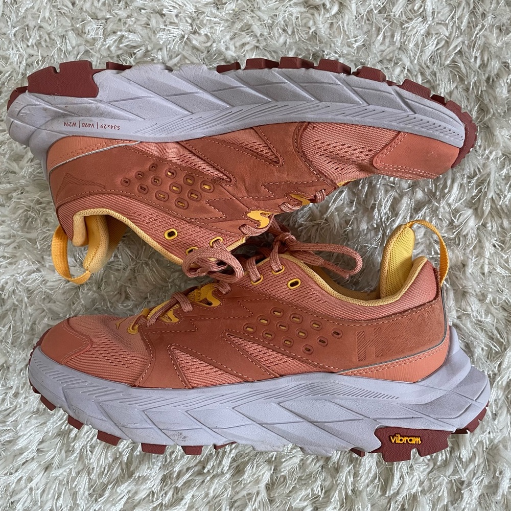 HOKA Anacapa Breeze Low Women’s Hiking Shoes in Sun Baked Amber Yellow - Picture 9 of 13